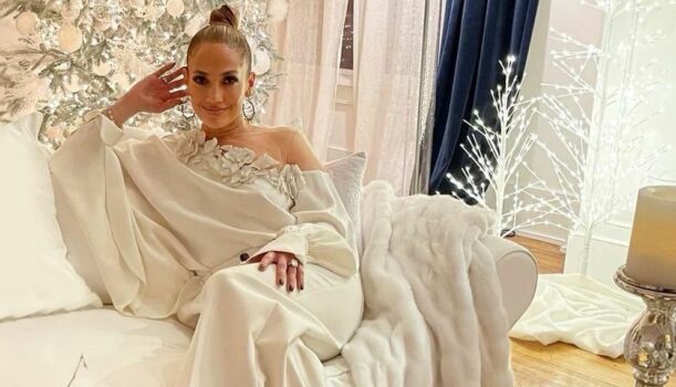 Justin Bieber、JLO、Selena Gomez、Kylie Jenner名人超模家的聖誕樹長怎樣？