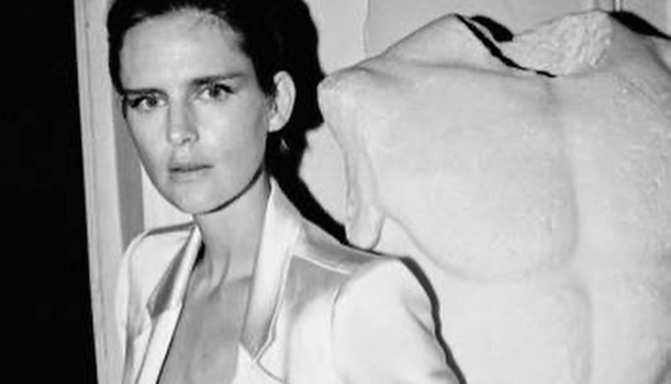 90年代中性臉龐的代表：英國傳奇貴族超模Stella Tennant驟逝
