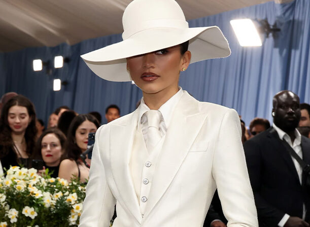 2025 Met Gala 紅毯亮點一次看！從 BLACKPINK 到 Rihanna，誰最會「Tailor」風格？