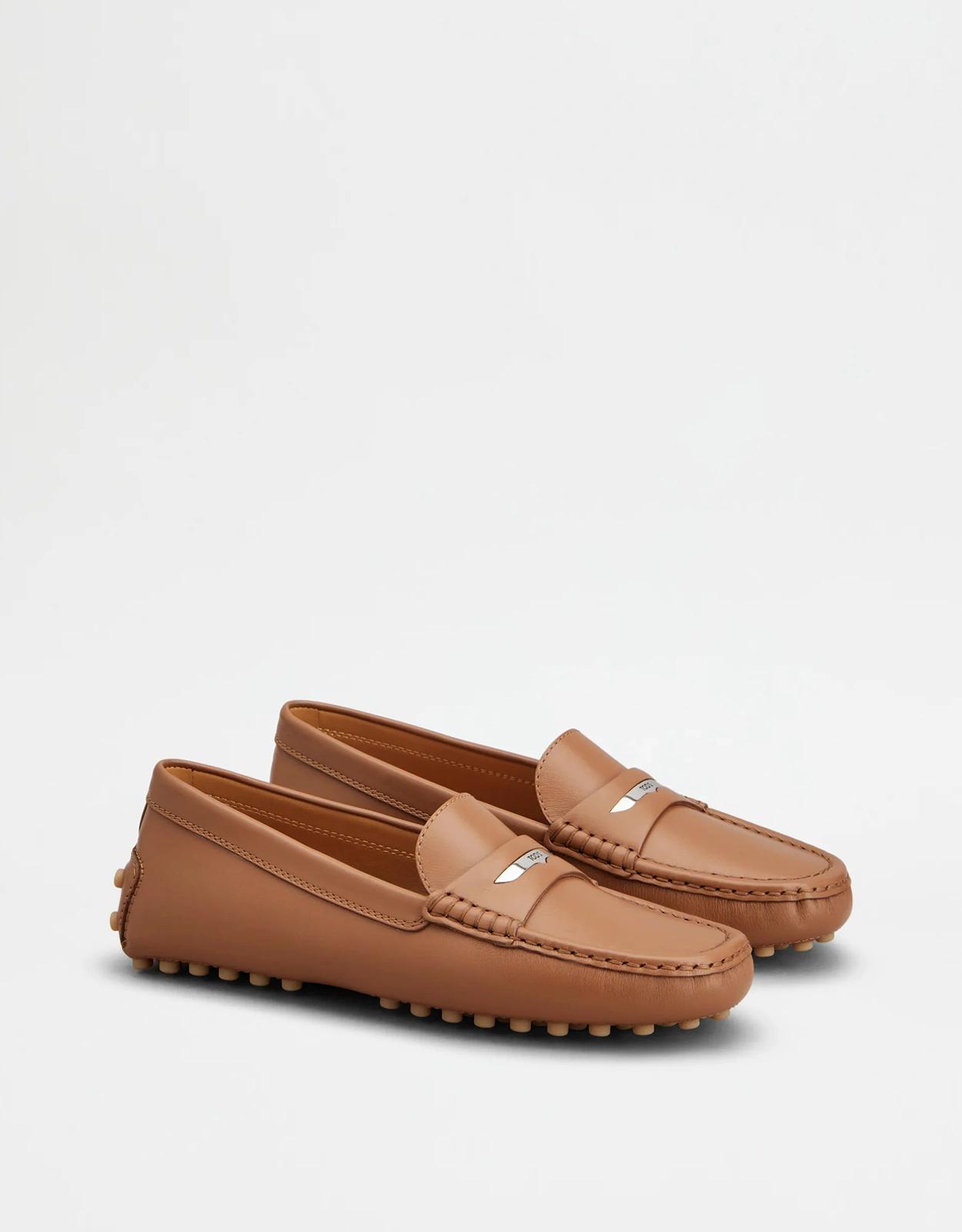 Tod's Gommino 小牛皮豆豆鞋