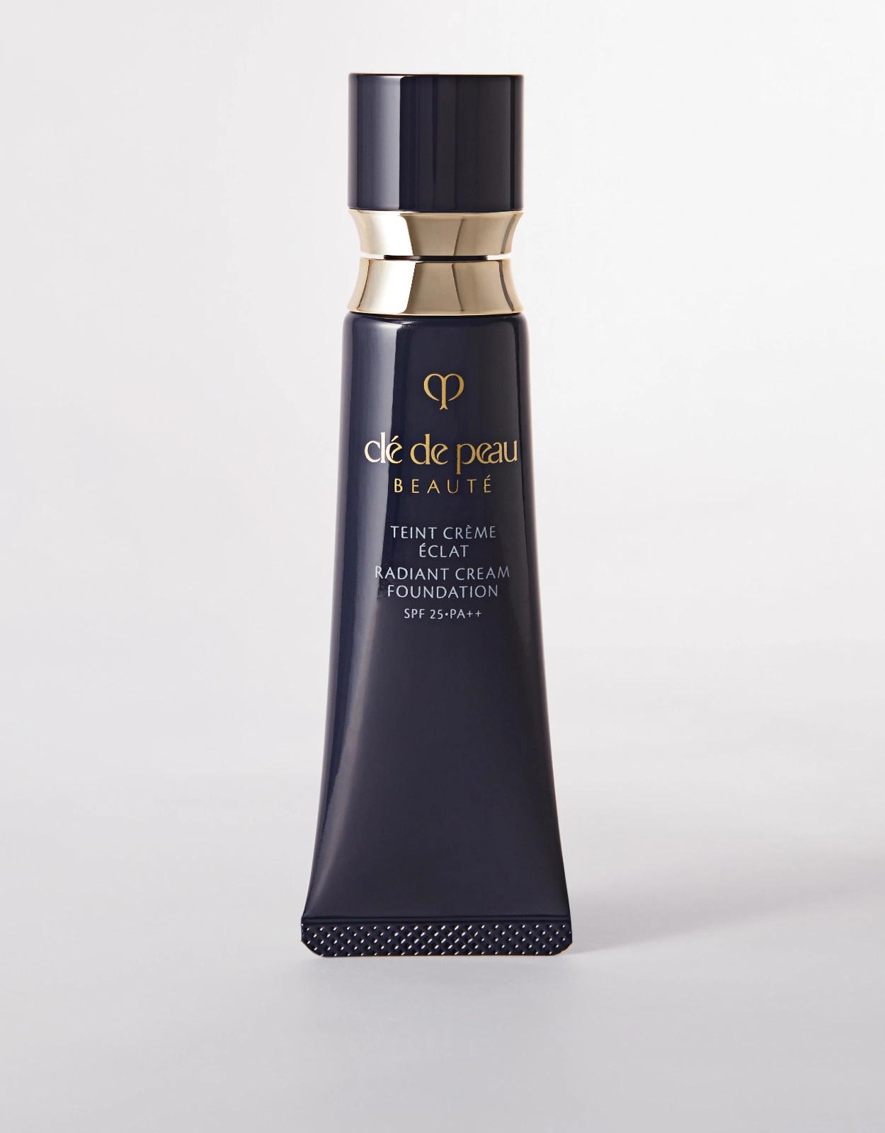 Clé de Peau Beauté 恆潤絲緞光采粉霜 SPF25-O10