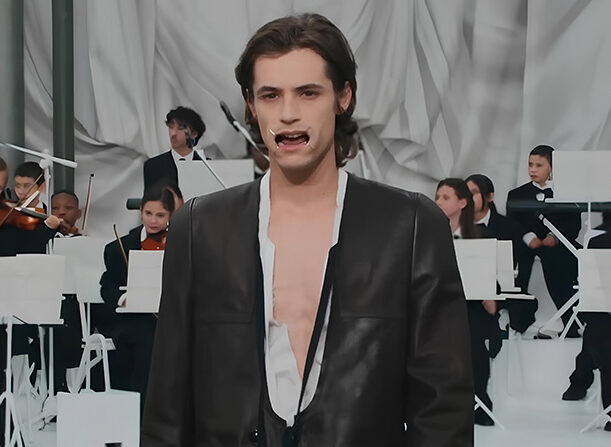 當所有品牌都在追逐光環，Margiela 為何能低調卻永不退流行？