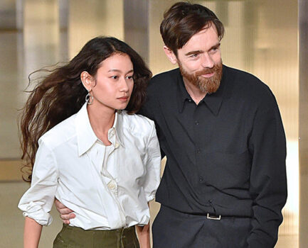 低調卻讓人一見傾心：LEMAIRE 改寫男女共穿的優雅規則