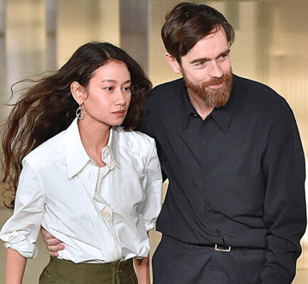 低調卻讓人一見傾心：LEMAIRE 改寫男女共穿的優雅規則