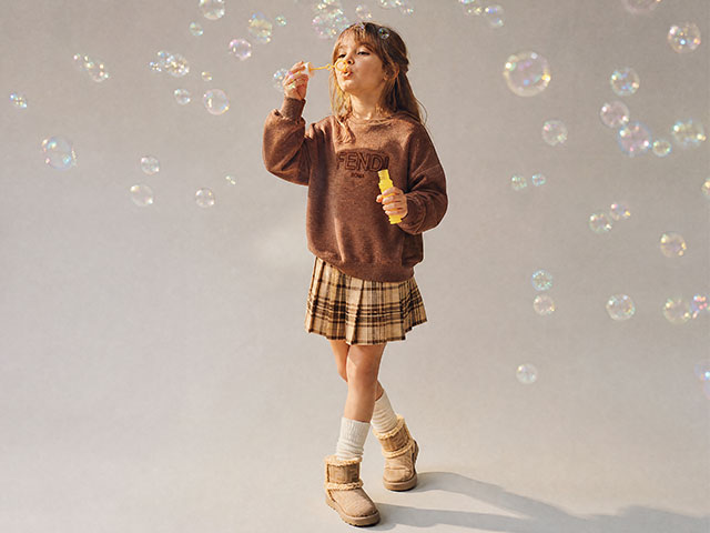 モンクレール　キッズ　スカート　130cm Moncler Kids キッズ バージンウール混紡スカート (すべての新品
